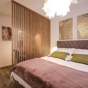 Apartman Charming In Center, Zadar