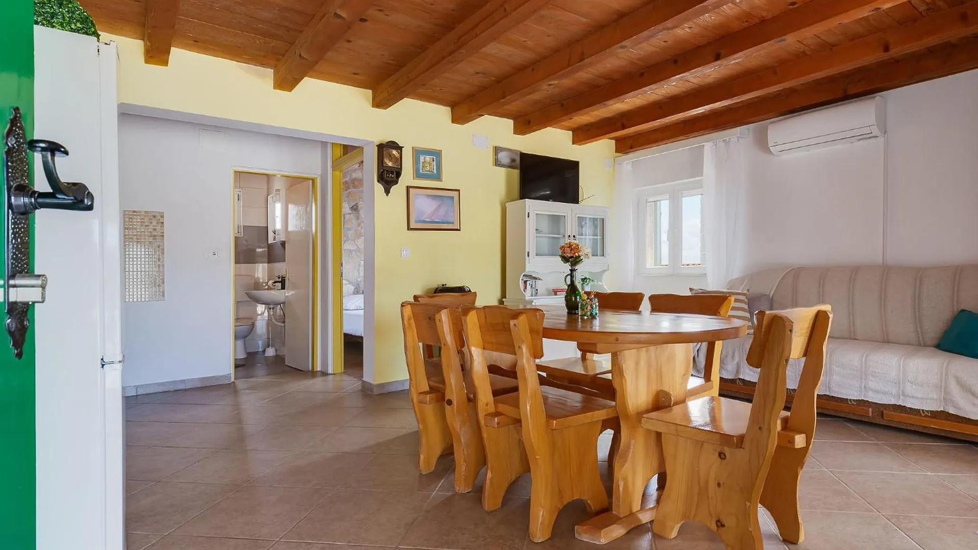 Holiday Home Ela By Interhome Zadar
