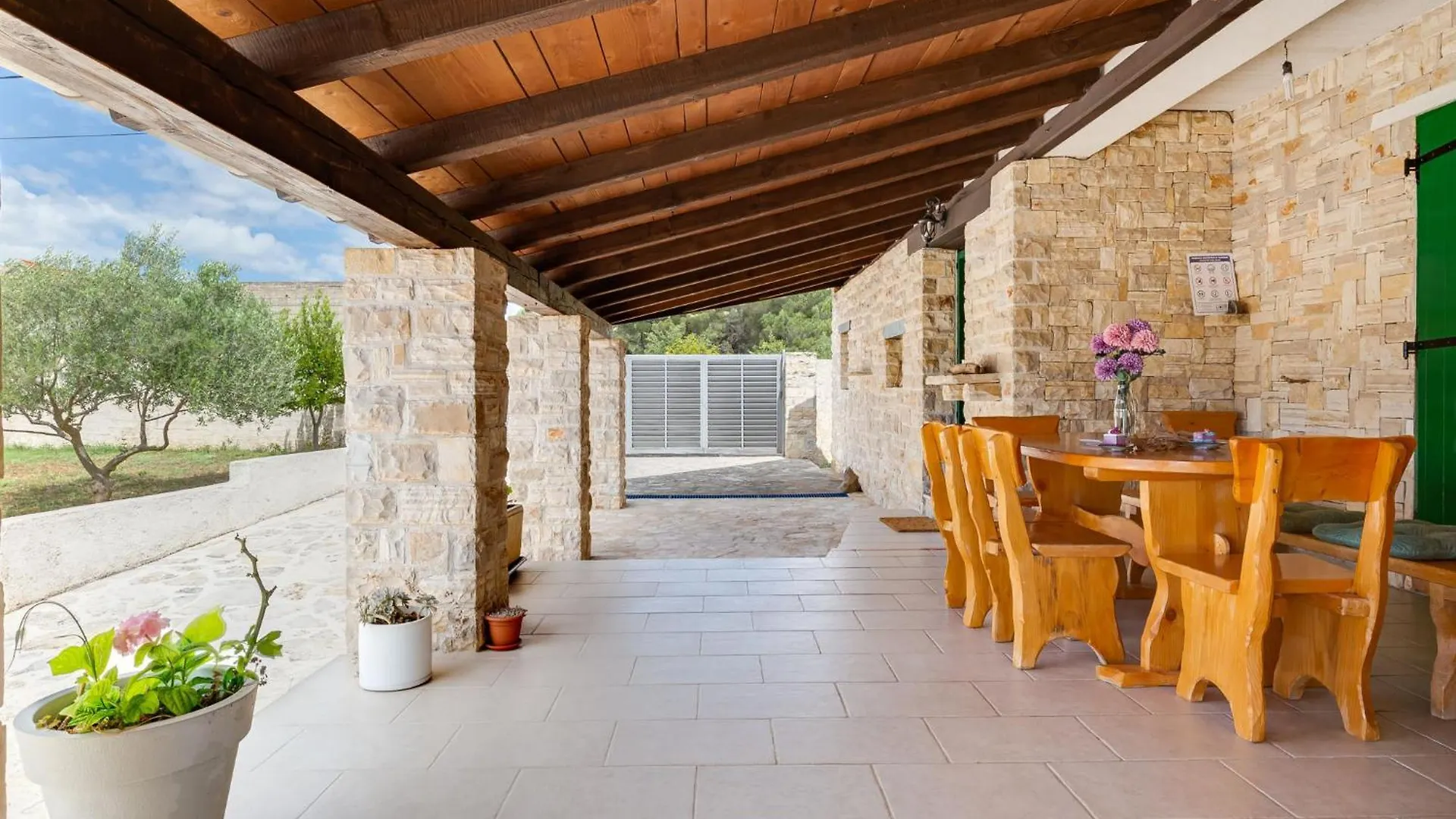 Holiday Home Ela By Interhome Zadar
